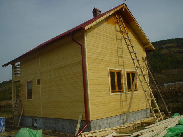 Casa de vacanta din lemn