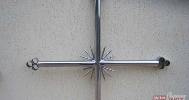Cruci inox Bacau