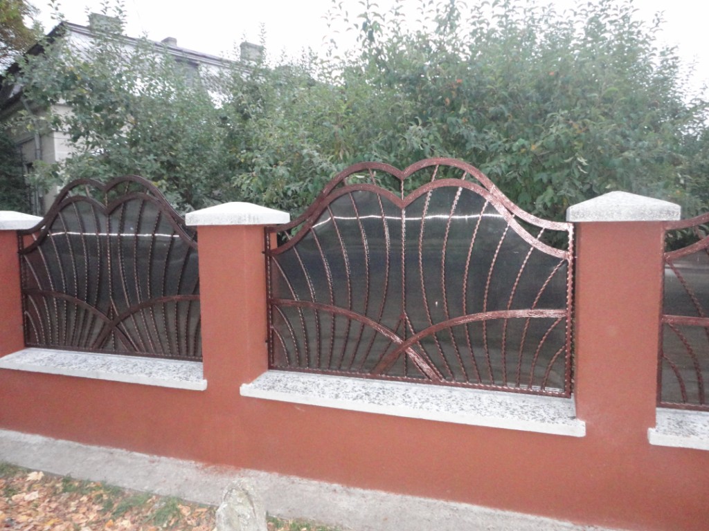 Gard fier forjat Comanesti