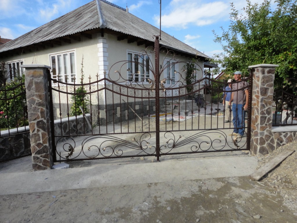 Porti fier forjat Bacau